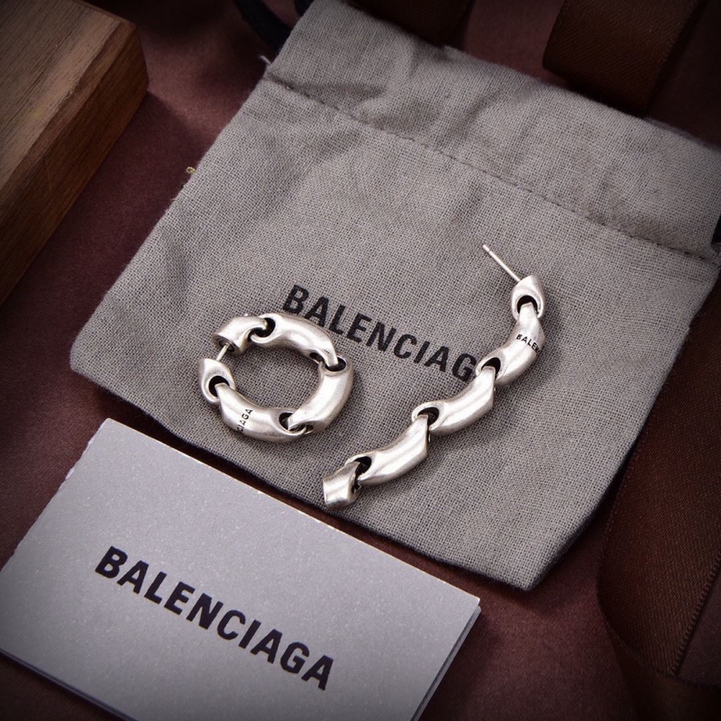Ba1en*iaga earrings